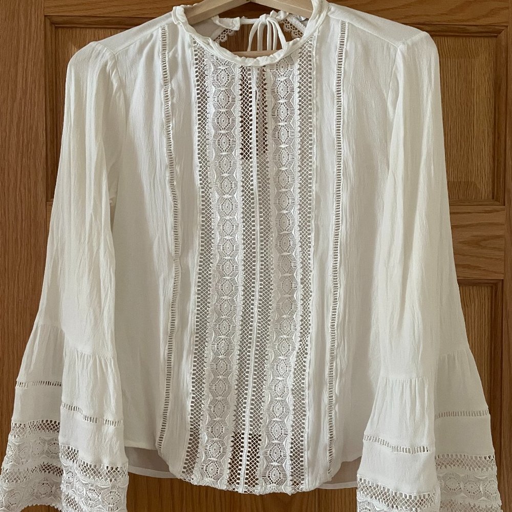 Heartloom White Lace Top